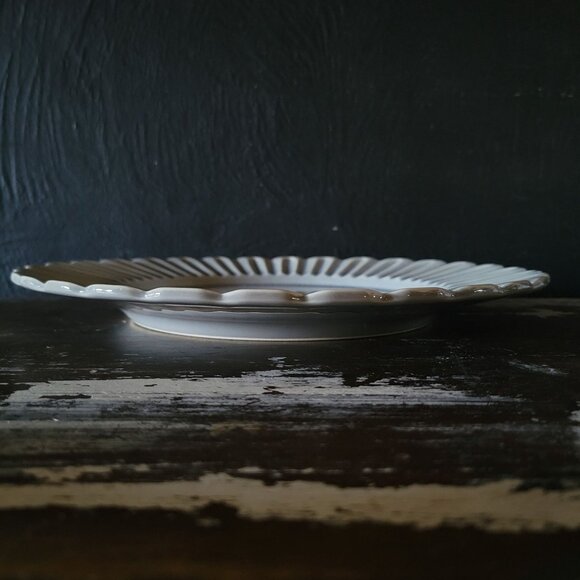 Gray Anthropologie Stratford Plate Scalloped Plate Made In Portugal - Picture 3 of 6